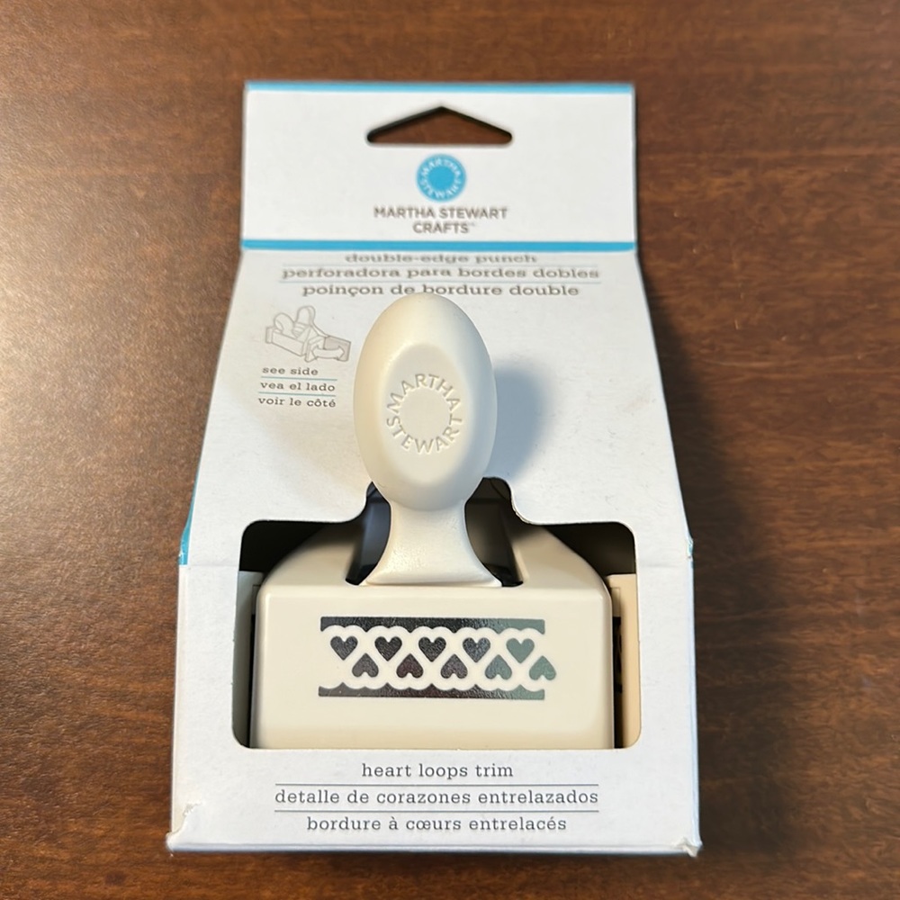 Martha Stewart Crafts Heart Loops Trim Double Edge Punch New in Box